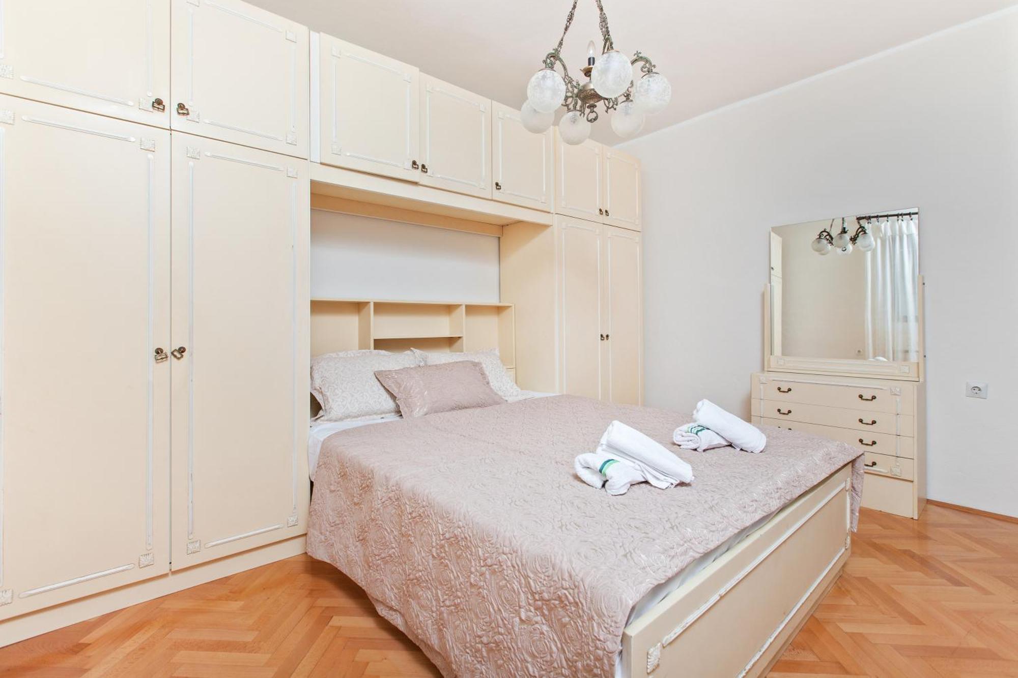 Apartment Vladimir Котор Екстериор снимка