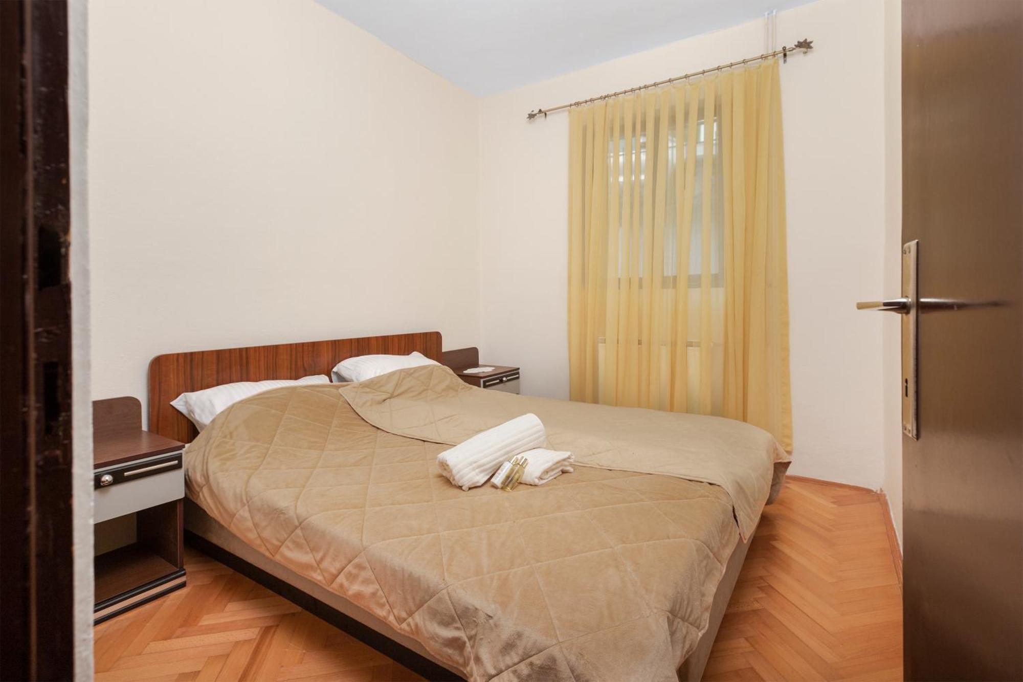 Apartment Vladimir Котор Екстериор снимка